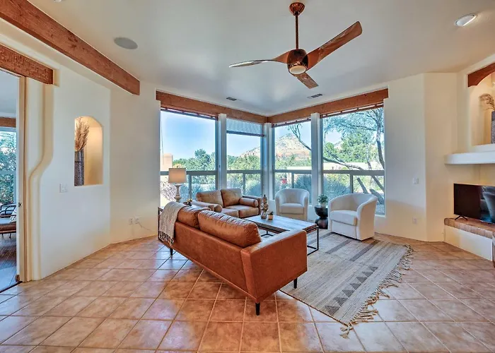 Red Rock Mtn View & Fire Pit: Home! Holiday home Sedona