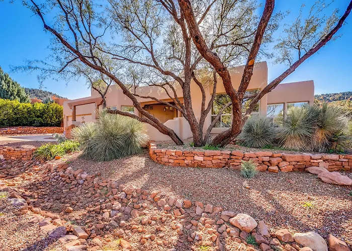 Red Rock Mtn View & Fire Pit: Home! *