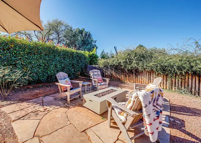 Holiday home Red Rock Mtn View & Fire Pit: Home! *